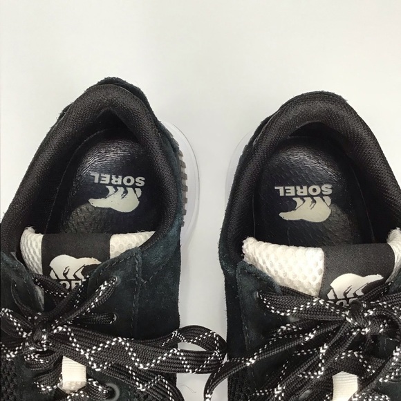 Sorel Kinetic Lite Lace Sneaker in Dark Green and Black. - Picture 5 of 12